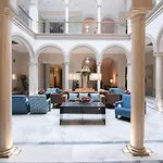 Petit Palace Marques Santa Ana