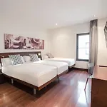 Hotel Petit Palace Marques Santa Ana 4*