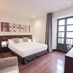 Hotel Petit Palace Marques Santa Ana Sevilla